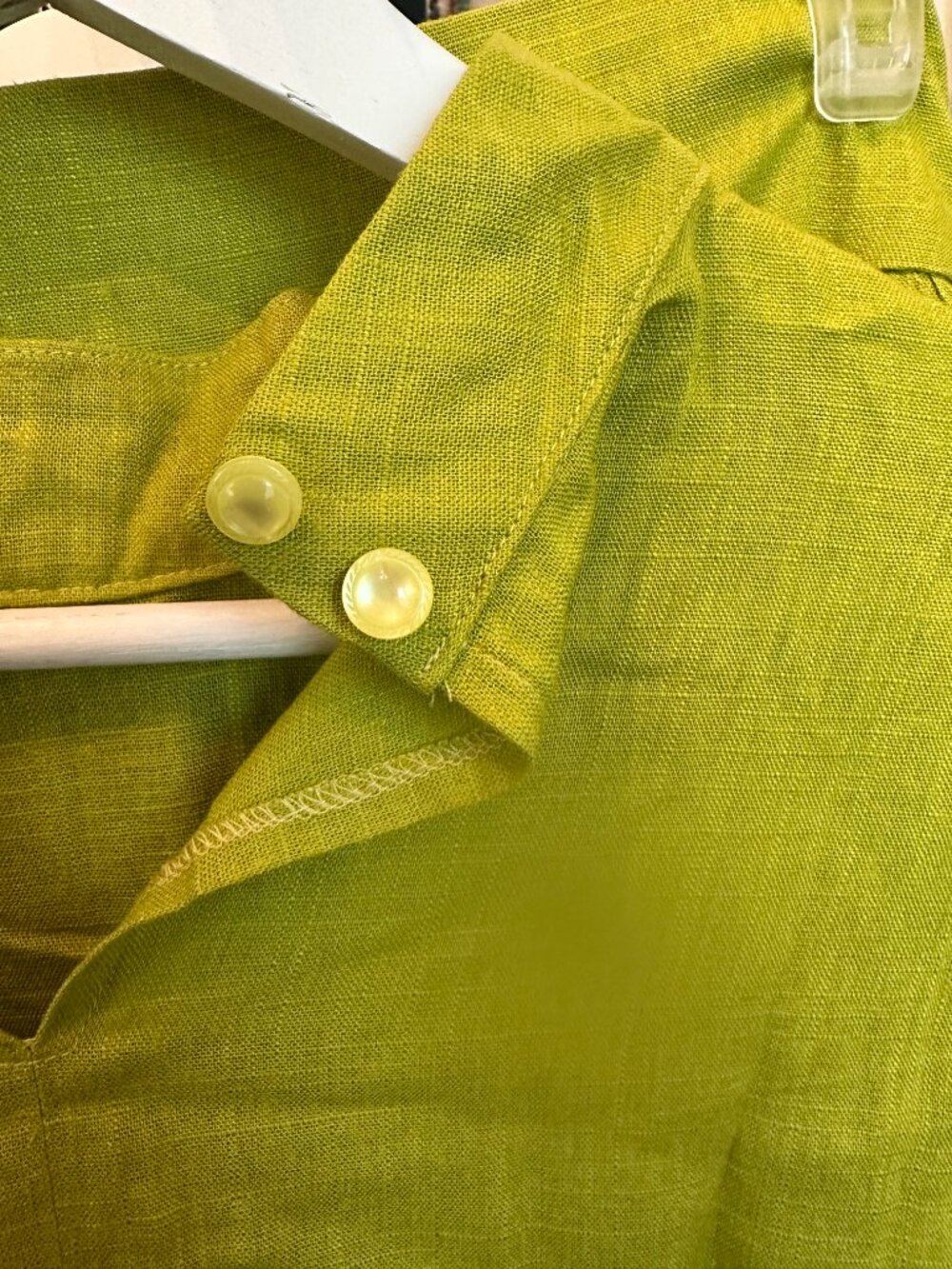 Chartreuse Linen Set - Picture 6 of 9